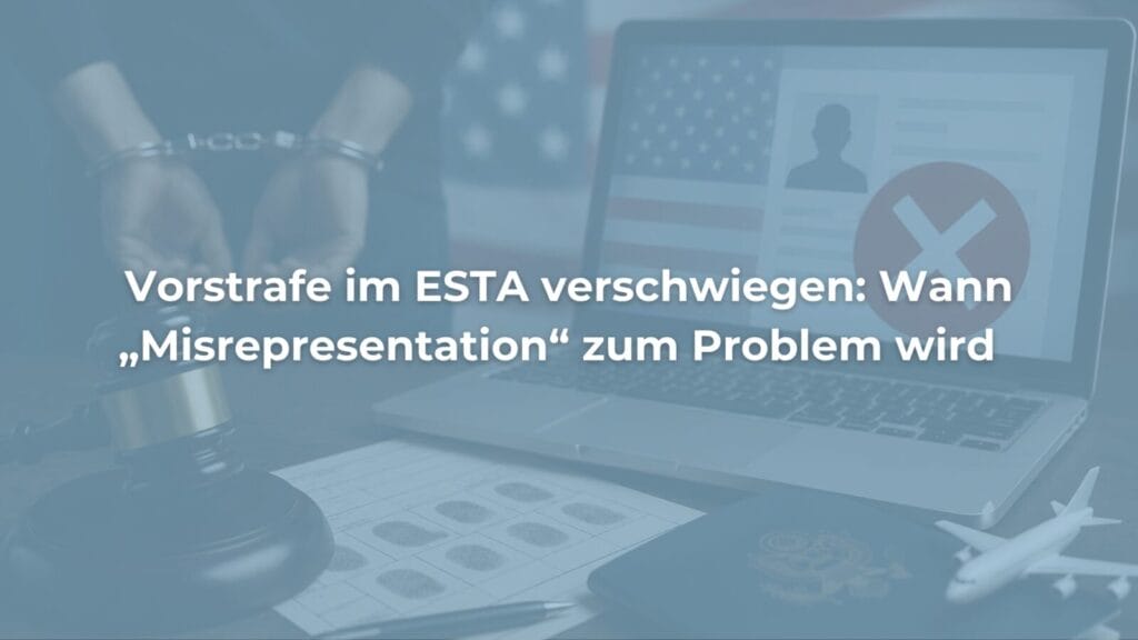 Handschellen, Richterhammer und ESTA-Antrag am Laptop